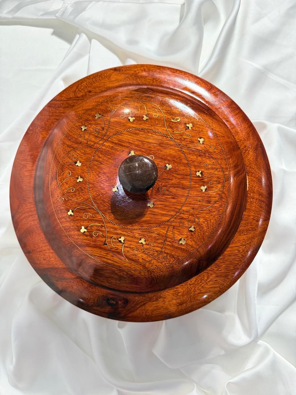Handcrafted Round Wooden Keepsake Box with Checkered Inlay