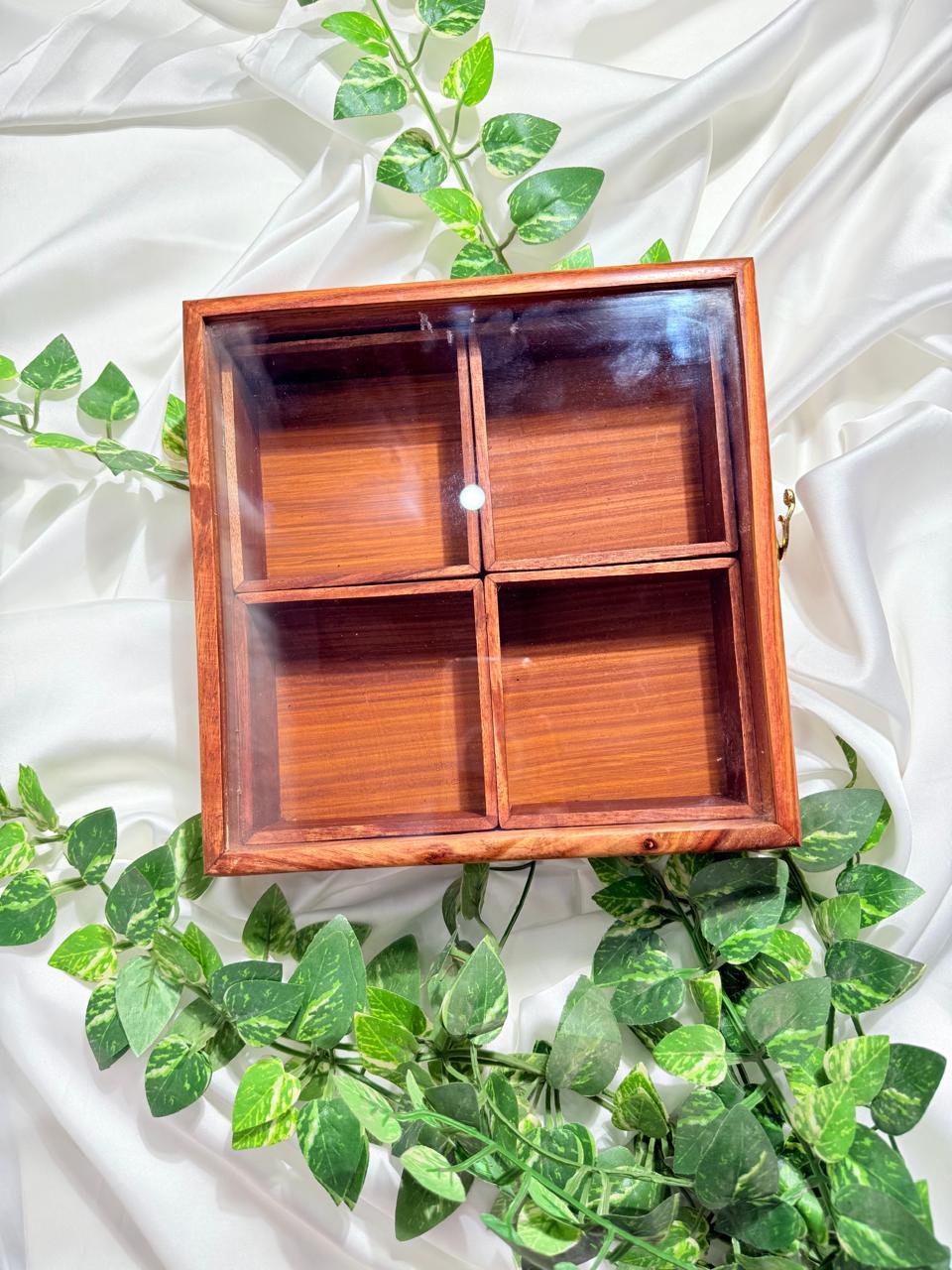 Elegant Wooden Jewelry Box with Dividers